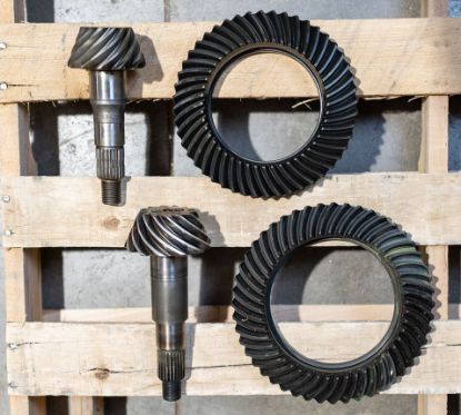 Picture of Alldogs Offroad 3.692 Ring & Pinion Gearset for Nissan Frontier, Xterra, and Titan with the M205 & M226