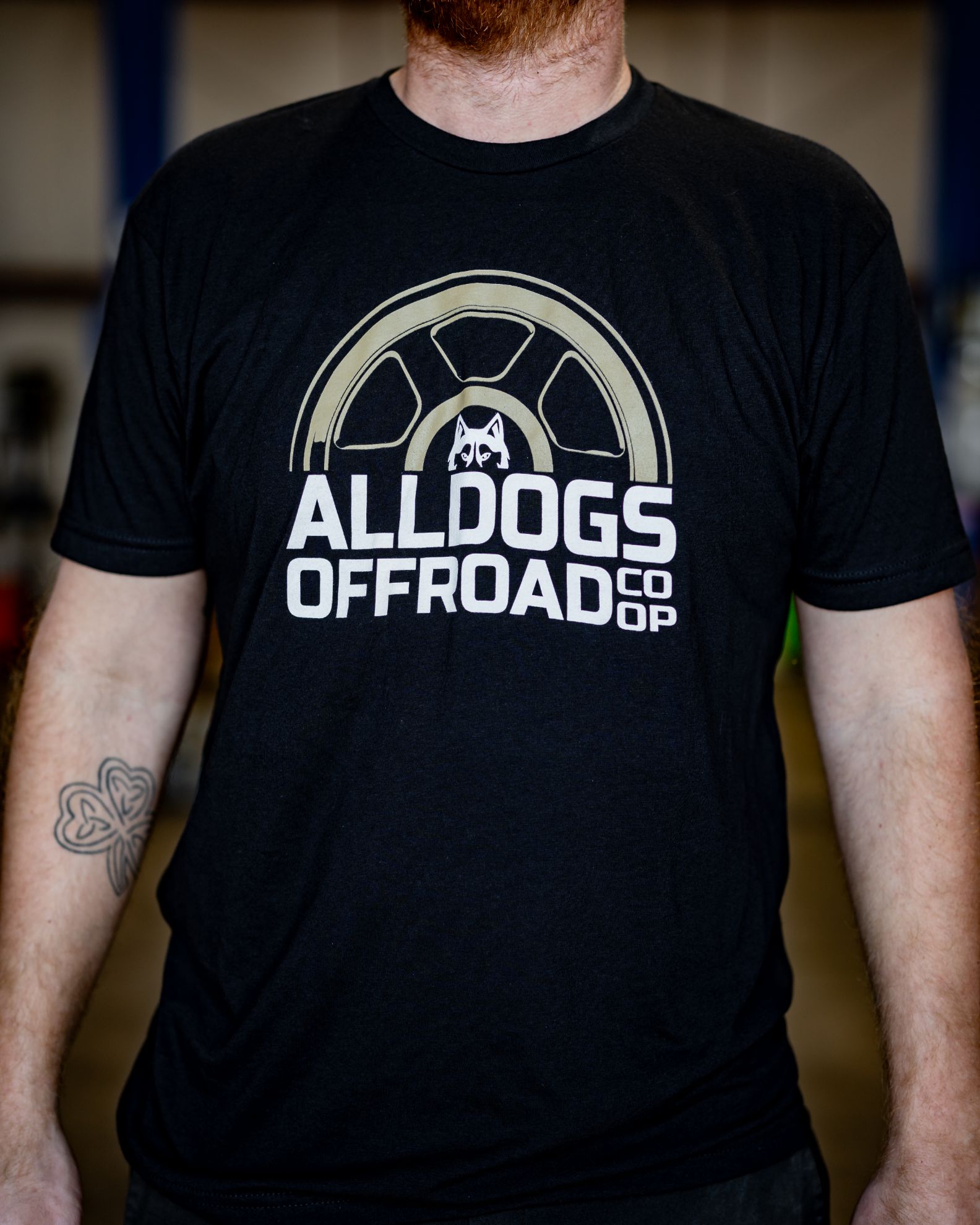 Alldogs Offroad Coop. Alldogs Offroad Coop RB6 V2 Wheel T-Shirt