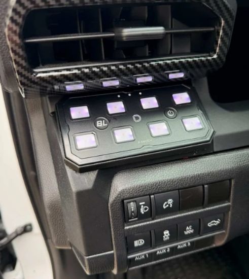 Picture of Baja 686 Industries Diode Dynamics D Switch Dash Mount (3D Print)